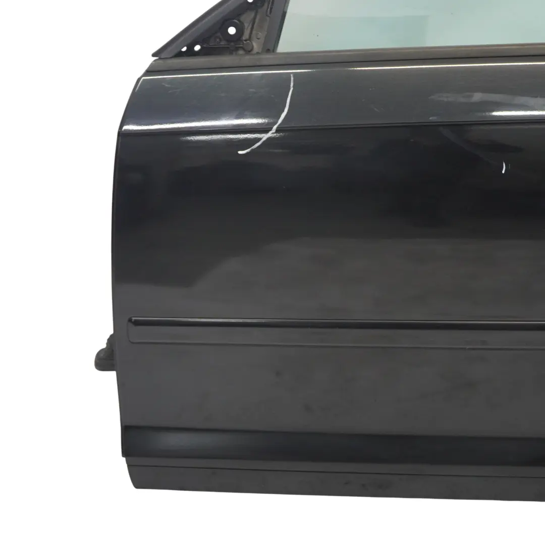 Sportback Porte avant gauche Phantom Black Noir - Z9Y pour Audi A3 8P à propos du numéro de pièce 8P4831051A Audi A3 8P Sportback Porte avant gauche Phantom Black Noir - Z9Y - SKU 8P4831051A-PHB - Numéro de pièce 8P4831051A