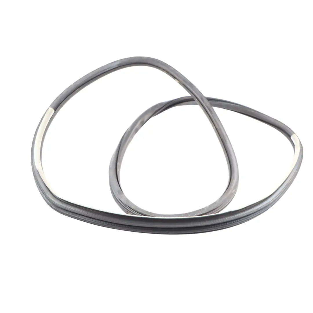 Puerta Delantera Interior Burlete Izquierdo Goma Junta para Audi A3 8P con número de pieza 8P4831721B Audi A3 8P Puerta Delantera Interior Burlete Izquierdo Goma Junta - SKU 8P4831721B - Número de pieza 8P4831721B