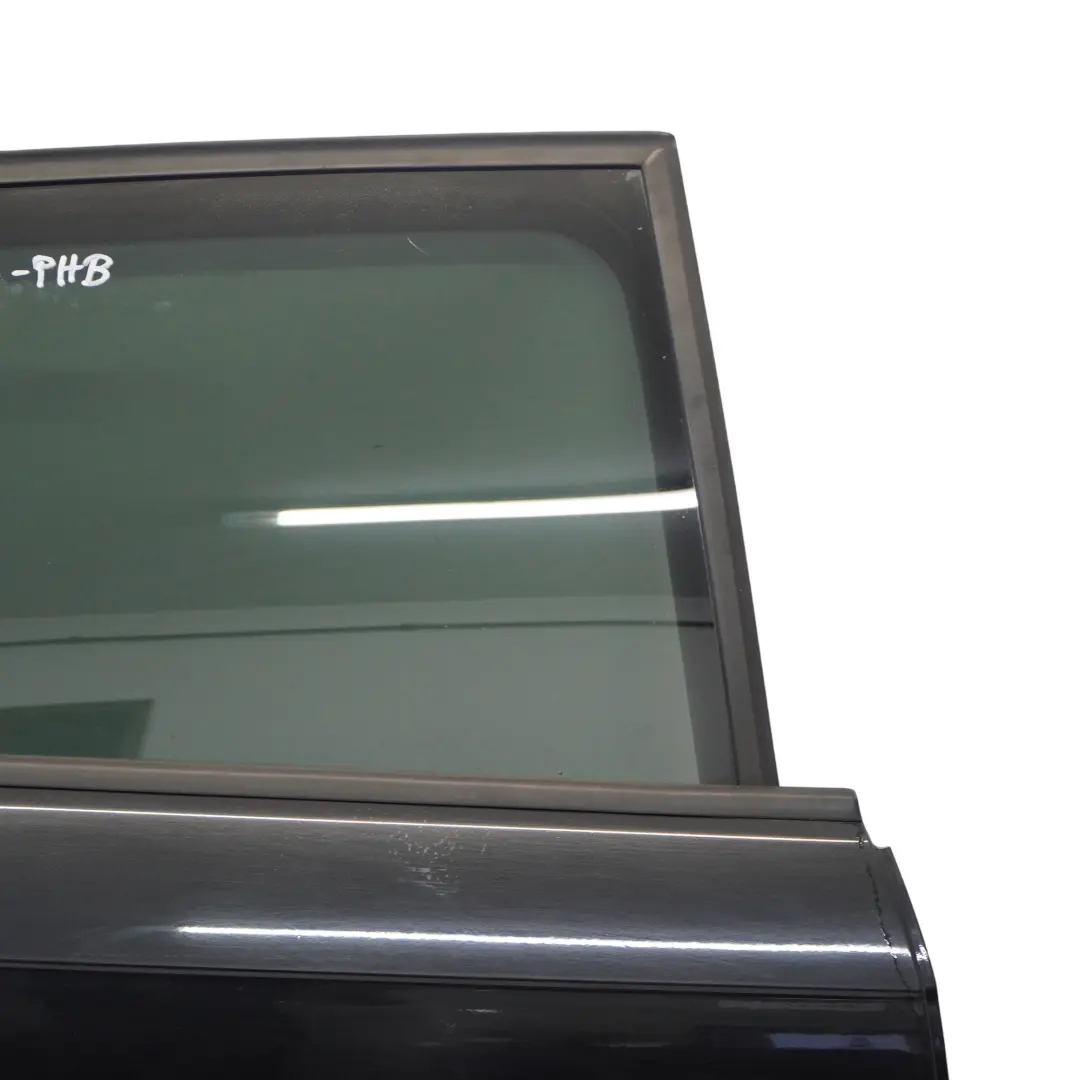 Sportback Puerta Trasera Derecha Phantom Black Negro - Z9Y para Audi A3 8P con número de pieza 8P4833052A Audi A3 8P Sportback Puerta Trasera Derecha Phantom Black Negro - Z9Y - SKU 8P4833052A-PHB - Número de pieza 8P4833052A