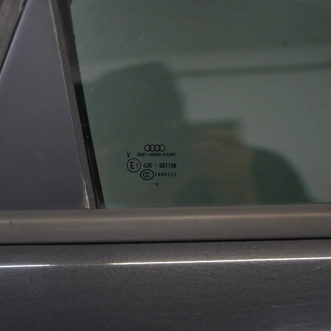 Sportback Door Rear Right O/S Covering Panel Phantom Black - Z9Y to Audi A3 8P with Part number 8P4833052A Audi A3 8P Sportback Door Rear Right O/S Covering Panel Phantom Black - Z9Y - SKU 8P4833052A-PHB - Part number 8P4833052A