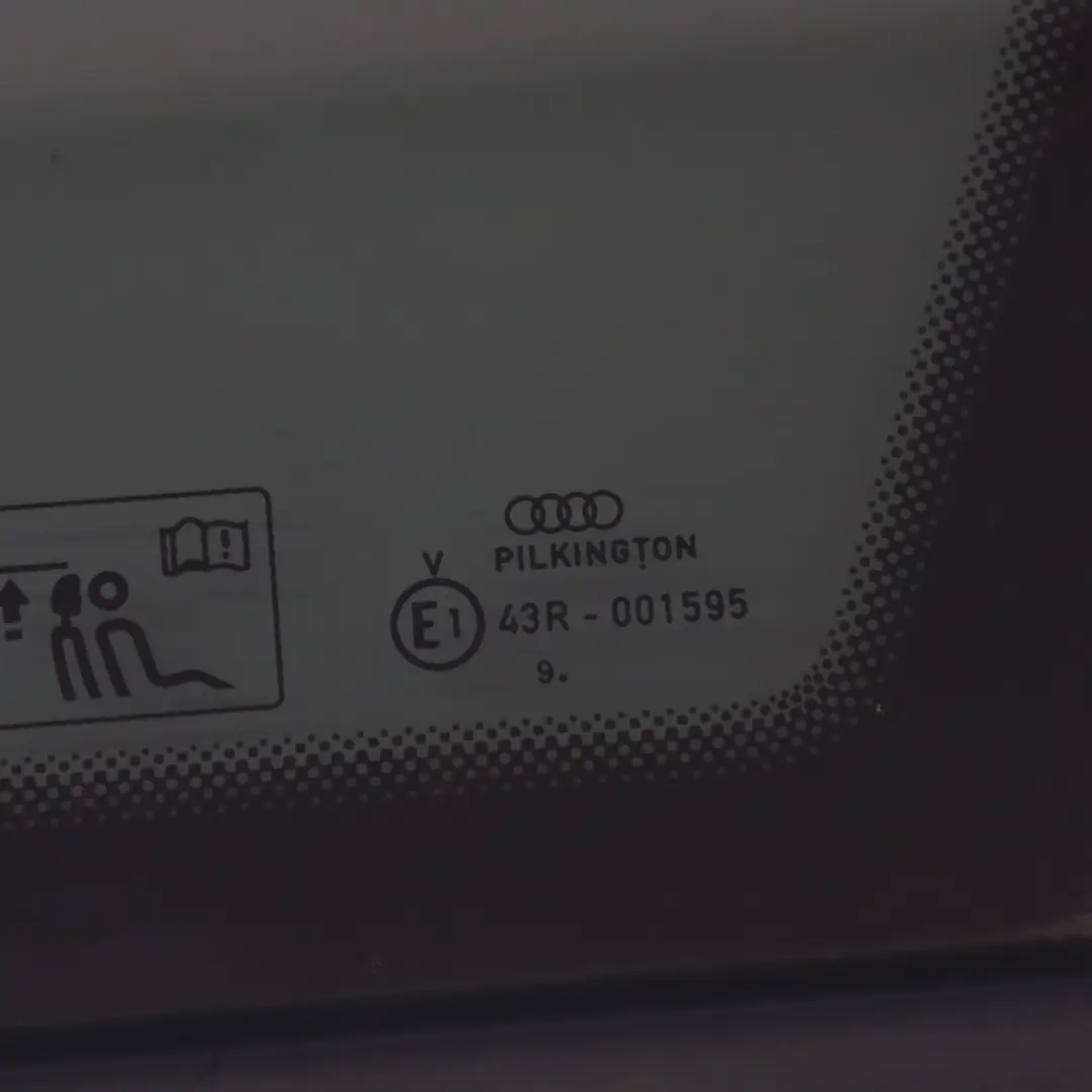 Audi A3 8P Sportback Szyba Karoseryjna Prawy Tył AS3 Przyciemniana - SKU 8P4845300C - Numer Części 8P4845300C