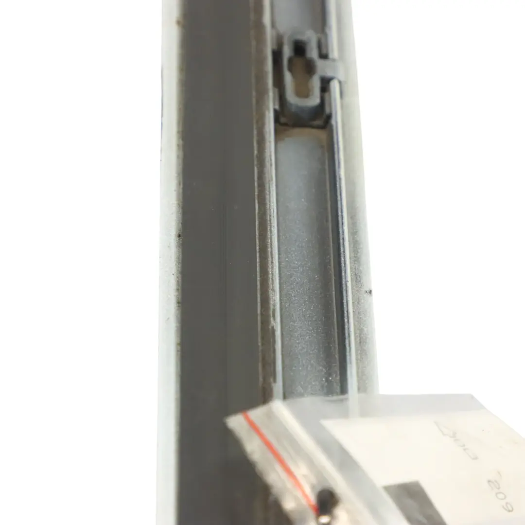 Audi A3 8P Couvre corps extérieur avant droit Ibis White Y9C - SKU 8P4853960E-IWH - Numéro de pièce 8P4853960E
