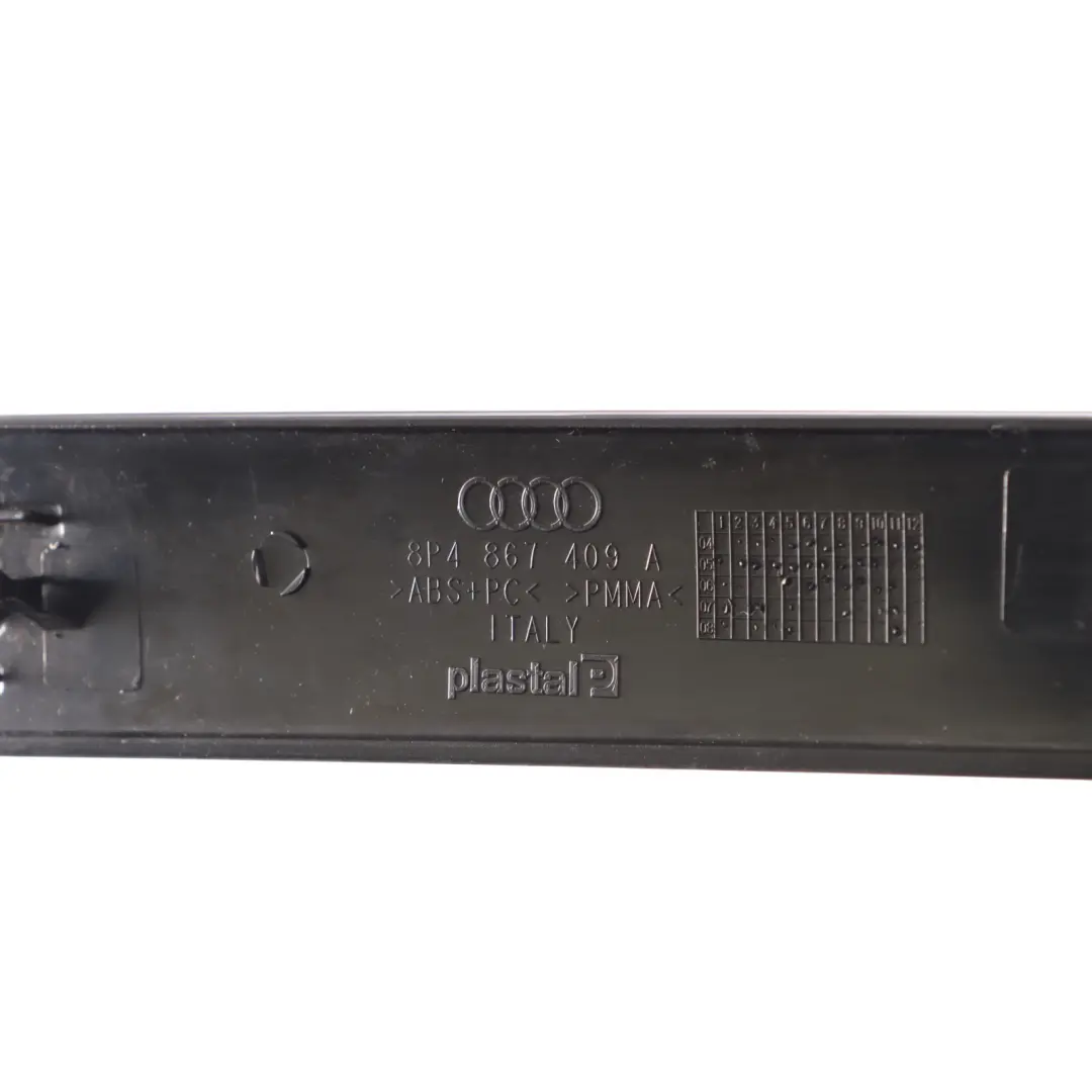 Audi S3 8P Cache Porte Intérieur Avant Gauche - SKU 8P4867409A - Numéro de pièce 8P4867409A