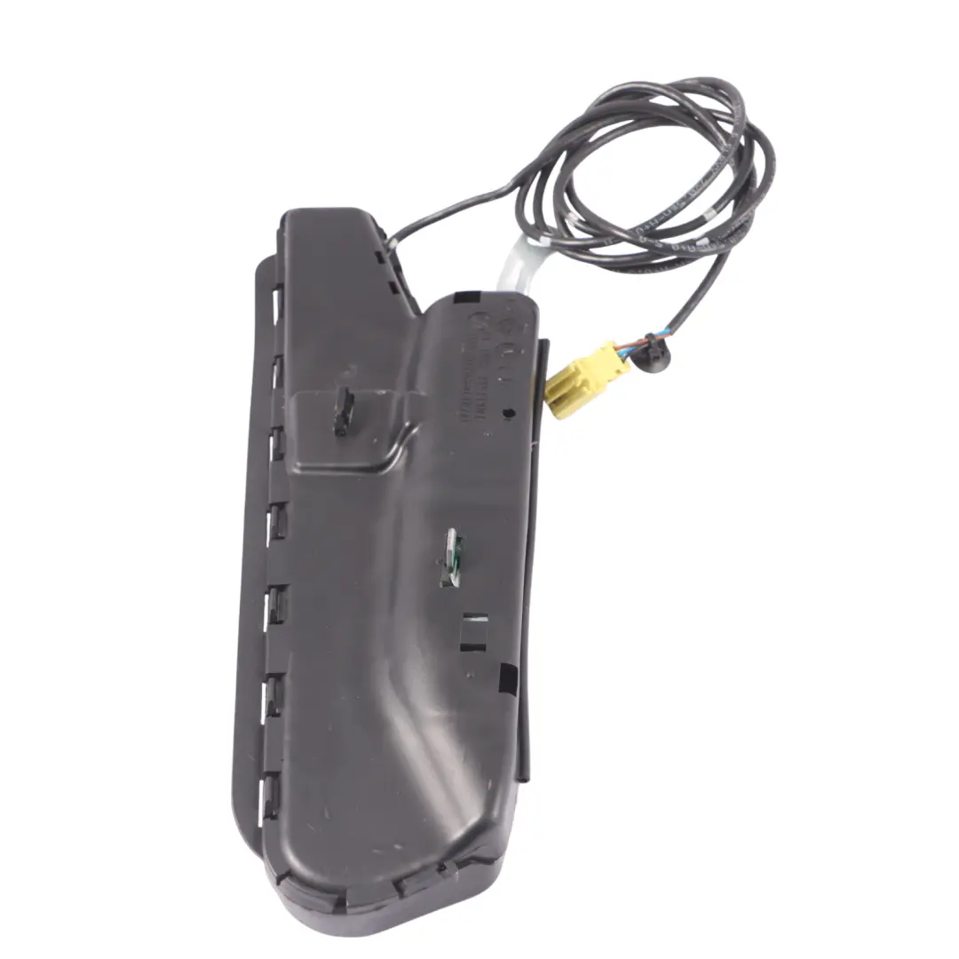 Module d'air latéral des sièges avant gauche pour Audi S3 8P à propos du numéro de pièce 8P4880241C Audi S3 8P Module d'air latéral des sièges avant gauche - SKU 8P4880241C - Numéro de pièce 8P4880241C