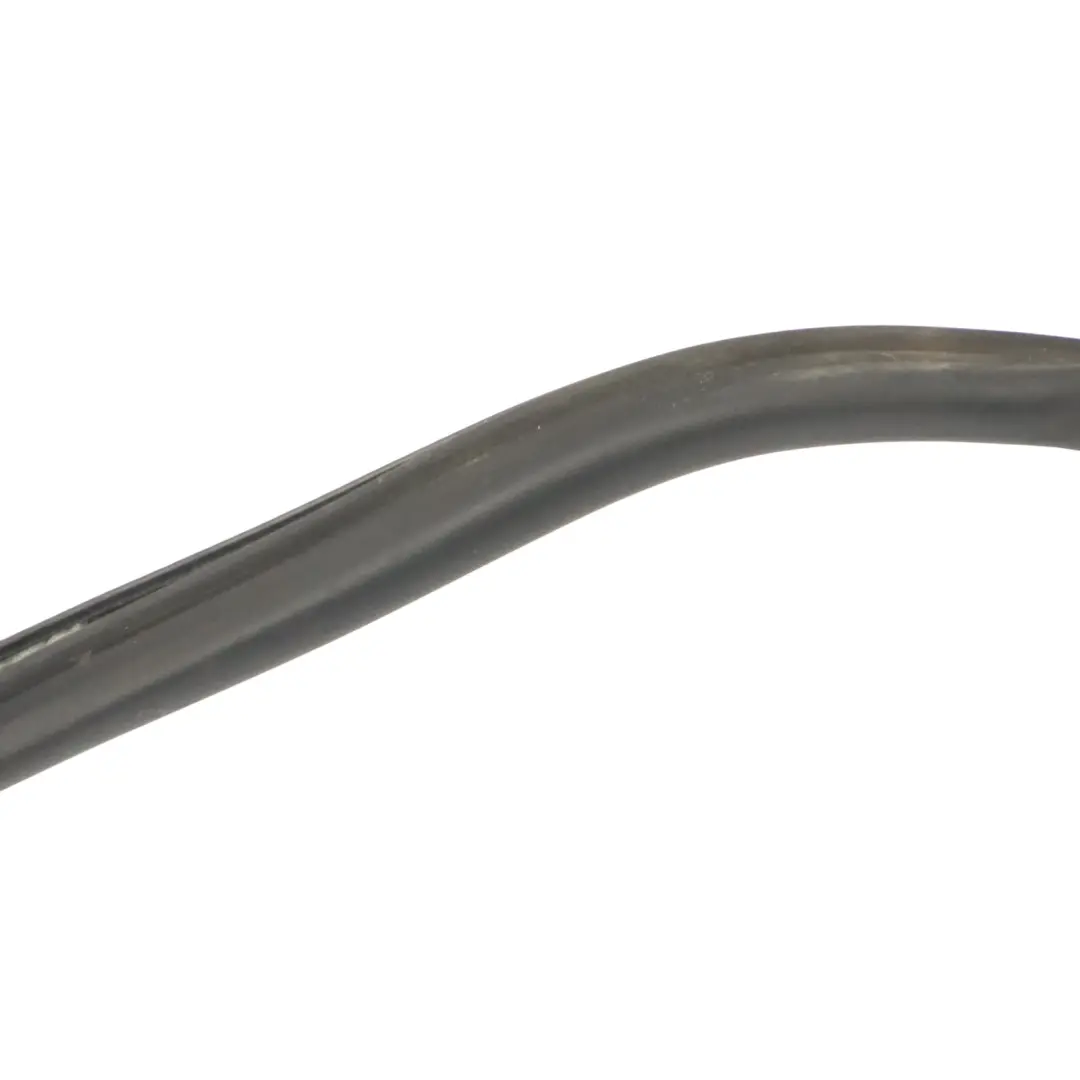 Couvercle hayon joint étanchéité joint coffre caoutchouc pour Audi A3 8V à propos du numéro de pièce 8P7827705E Audi A3 8V Couvercle hayon joint étanchéité joint coffre caoutchouc - SKU 8P7827705E - Numéro de pièce 8P7827705E