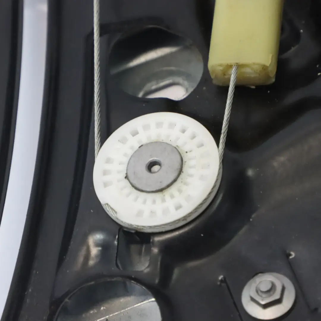 Meccanismo regolatore alzacristalli posteriore sinistro per Audi A3 8P con numero di parte 8P7839397B Audi A3 8P Meccanismo regolatore alzacristalli posteriore sinistro - SKU 8P7839397B - Numero di parte 8P7839397B