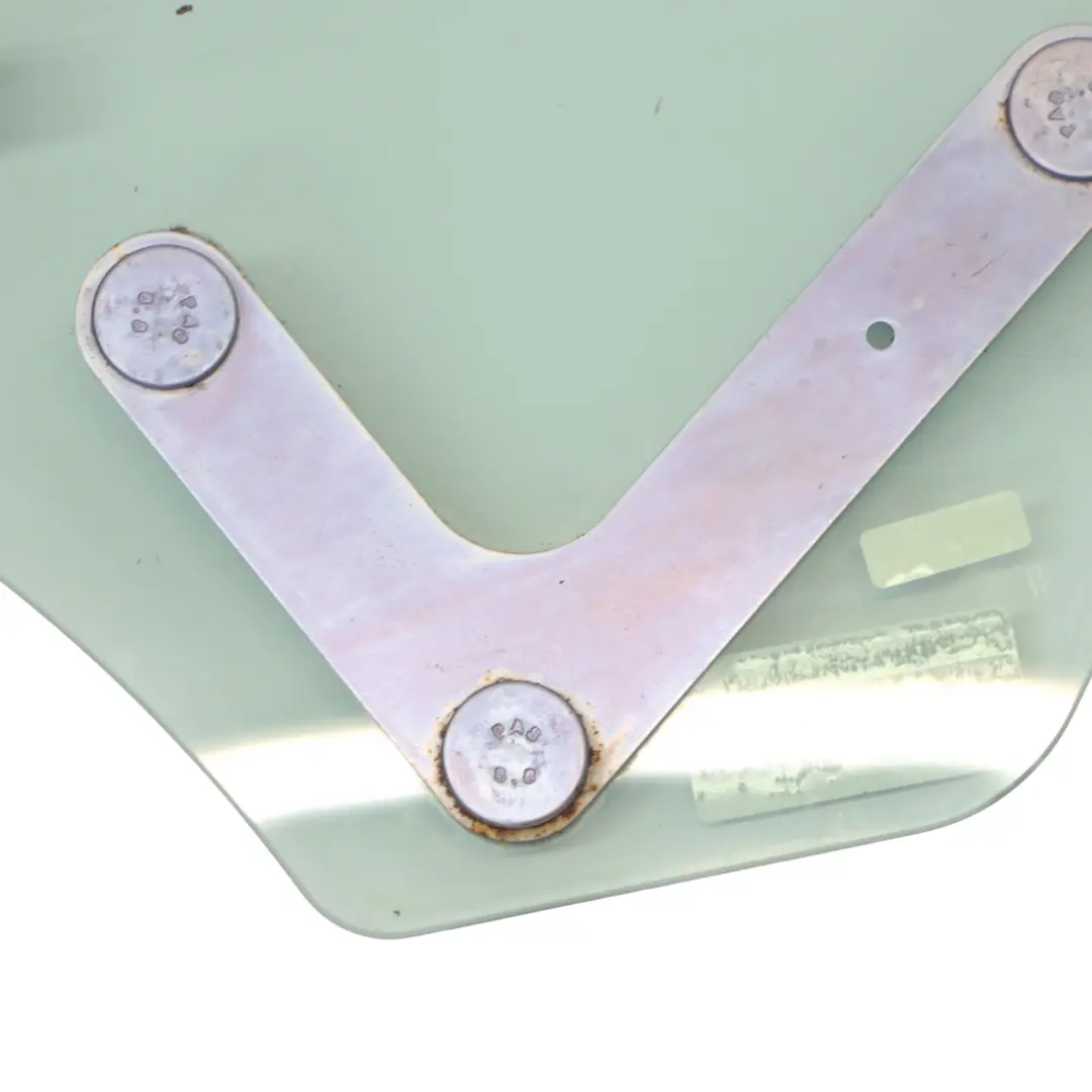 Cristal Puerta Trasera Izquierda AS2 para Audi A3 8P Cabrio con número de pieza 8P7845299 Audi A3 8P Cabrio Cristal Puerta Trasera Izquierda AS2 - SKU 8P7845299 - Número de pieza 8P7845299