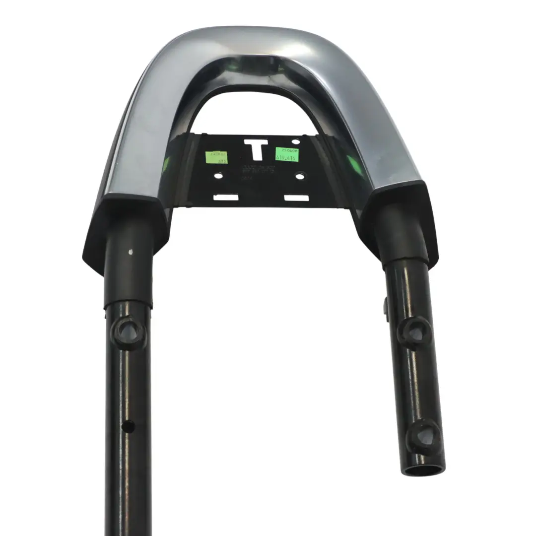 Abdeckplatte Überrollschutzbügel vorne links für Audi A3 8P mit Teilenummer 8P7880079D Audi A3 8P Abdeckplatte Überrollschutzbügel vorne links - SKU 8P7880079D - Teilenummer 8P7880079D