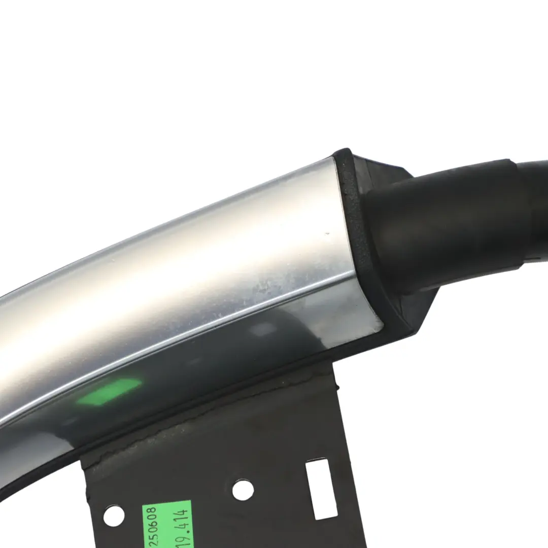 Panneau de protection anti-retournement avant gauche pour Audi A3 8P à propos du numéro de pièce 8P7880079D Audi A3 8P Panneau de protection anti-retournement avant gauche - SKU 8P7880079D - Numéro de pièce 8P7880079D