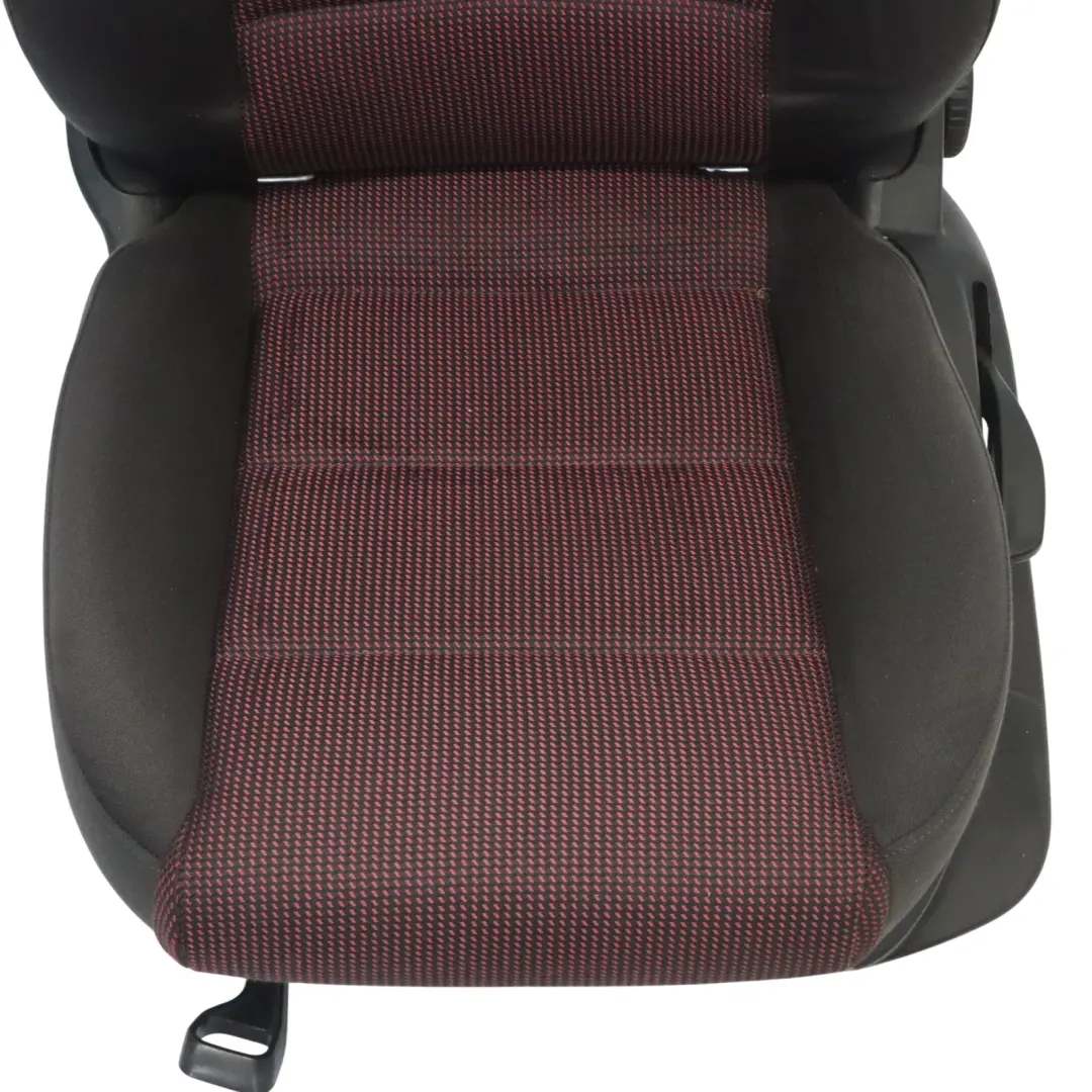 Audi A3 8P Cabriolet Siège Sport Avant Gauche Tissu Soul Rouge Noir - SKU 8P7881805A-1 - Numéro de pièce 8P7881805A