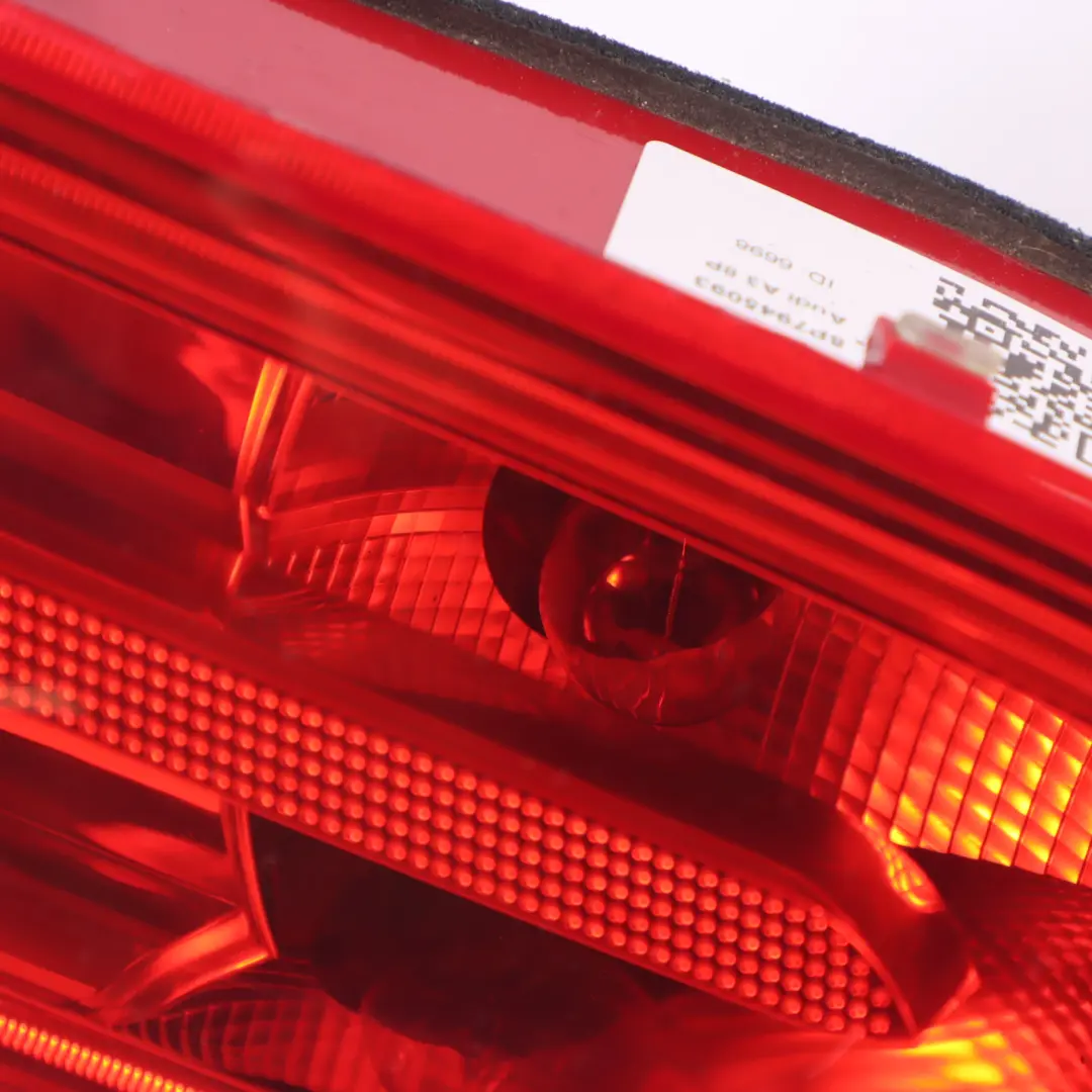 Audi A3 8P Cabrio Hinteres Inneres Rücklicht Hatch Lampe Links - SKU 8P7945093 - Teilenummer 8P7945093