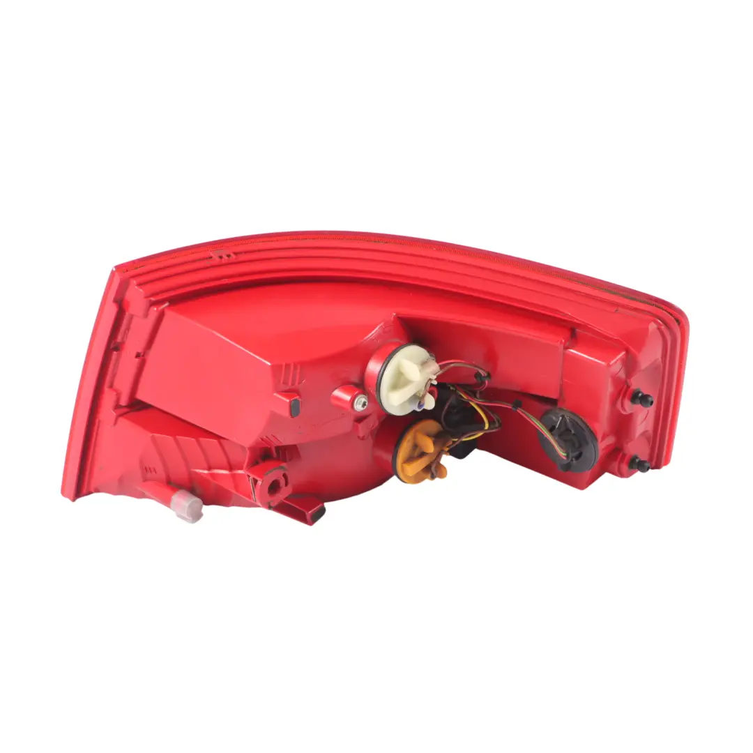 Audi A3 8P Cabrio Kotflügel Hinten äußere Lampe Links - SKU 8P7945095 - Teilenummer 8P7945095