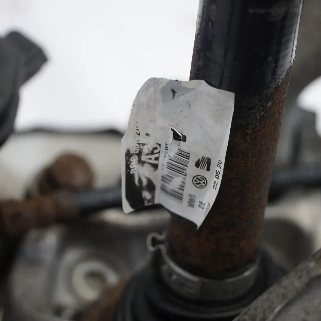 Noga Zawieszenia Lewy Tył Zwrotnica Tarcza Zacisk do Audi Q5 8R 3.0 TDI o numerze 8R0505432C Audi Q5 8R 3.0 TDI Noga Zawieszenia Lewy Tył Zwrotnica Tarcza Zacisk - SKU 8R0505432C - Numer Części 8R0505432C