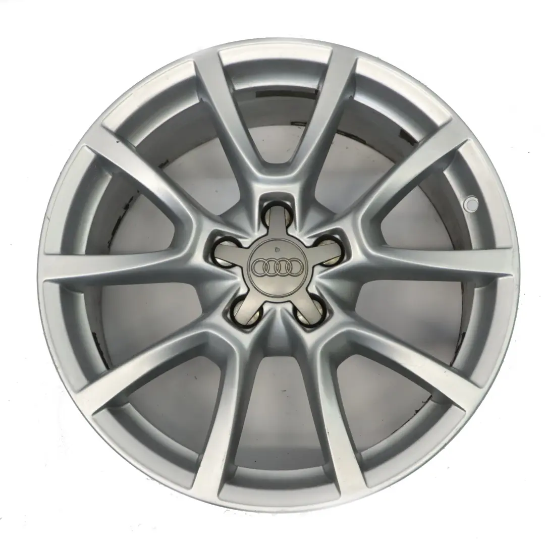 Srebrna Felga Aluminiowa 18" 8J ET:39 do Audi Q5 8R o numerze 8R0601025C Audi Q5 8R Srebrna Felga Aluminiowa 18" 8J ET:39 - SKU 8R0601025C-2 - Numer Części 8R0601025C