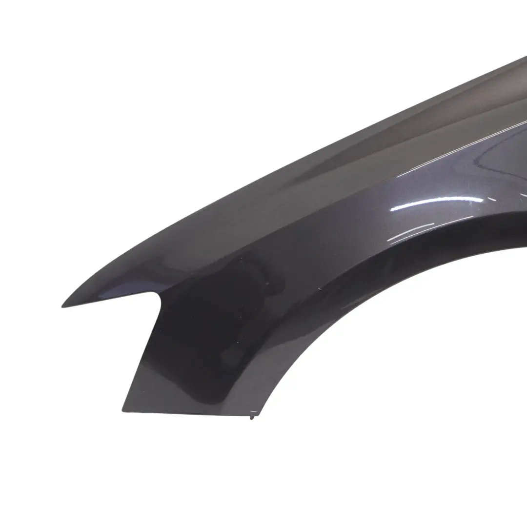 Błotnik Lewy Przedni Amethyst Grey Szary Metalik - Z4X do Audi Q5 8R o numerze 8R0821105A Audi Q5 8R Błotnik Lewy Przedni Amethyst Grey Szary Metalik - Z4X - SKU 8R0821105A-AGM - Numer Części 8R0821105A