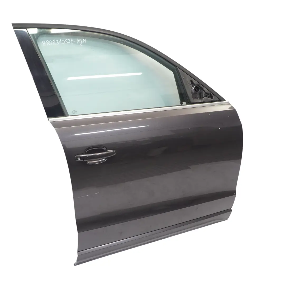 Audi Q5 8R Drzwi Prawe Przednie Amethyst Grey Szary Metalik - Z4X - SKU 8R0831052E-AGM - Numer Części 8R0831052E