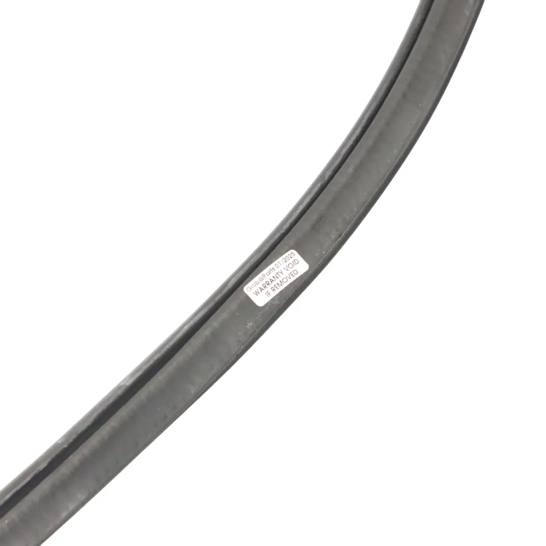 Guarnizione porta interna anteriore gomma sinistra destra per AUDI Q5 8R con numero di parte 8R0831721E AUDI Q5 8R Guarnizione porta interna anteriore gomma sinistra destra - SKU 8R0831721E - Numero di parte 8R0831721E