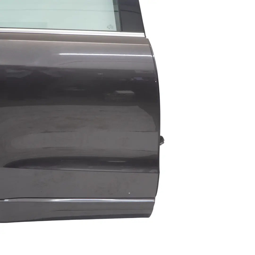 Puerta Trasera Derecha Amethyst Grey Metallic - Z4X para Audi Q5 8R con número de pieza 8R0833052B Audi Q5 8R Puerta Trasera Derecha Amethyst Grey Metallic - Z4X - SKU 8R0833052B-AGM - Número de pieza 8R0833052B