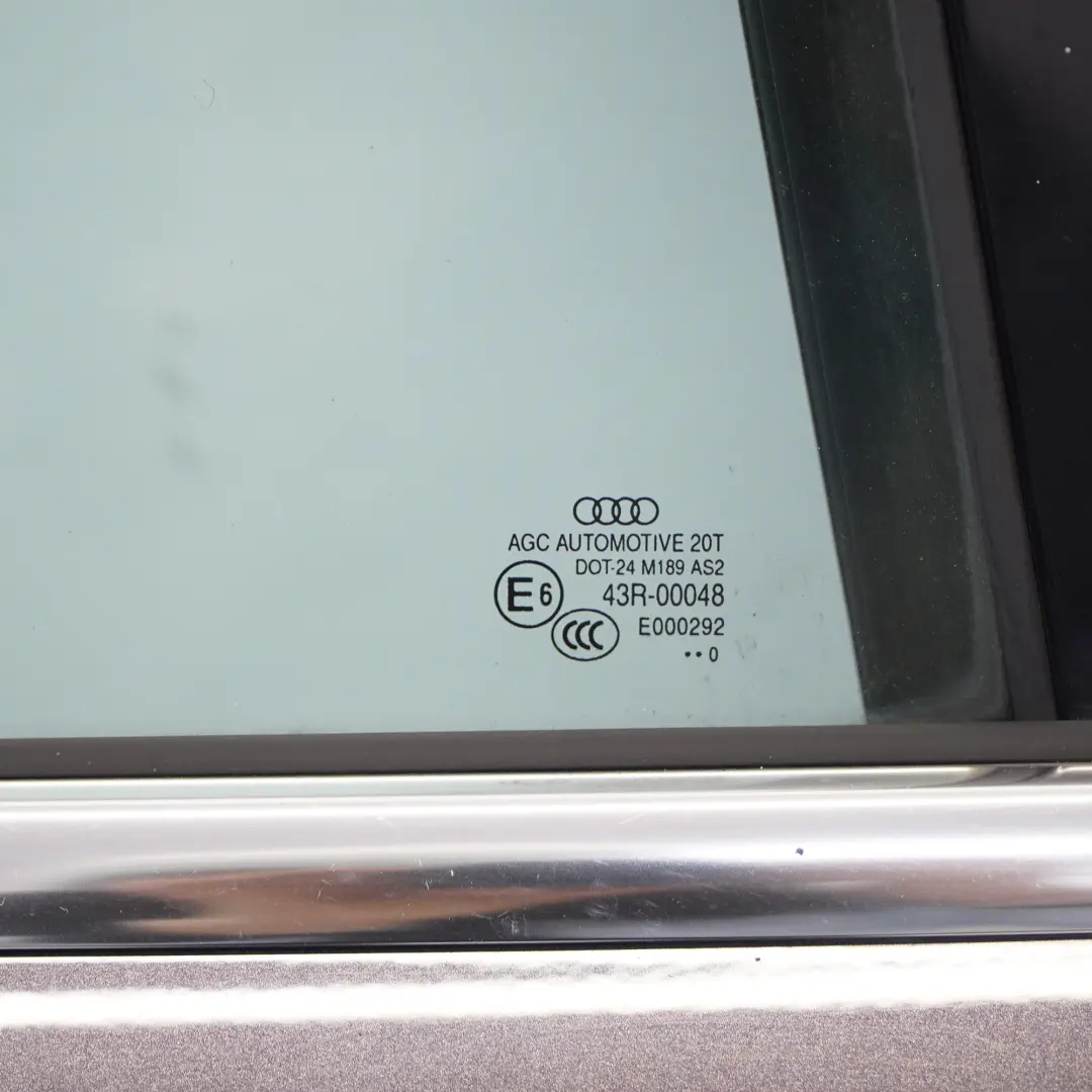 Arrière Droite Amethyst Grey Metallic - Z4X pour Audi Q5 8R Porte à propos du numéro de pièce 8R0833052B Audi Q5 8R Porte Arrière Droite Amethyst Grey Metallic - Z4X - SKU 8R0833052B-AGM - Numéro de pièce 8R0833052B