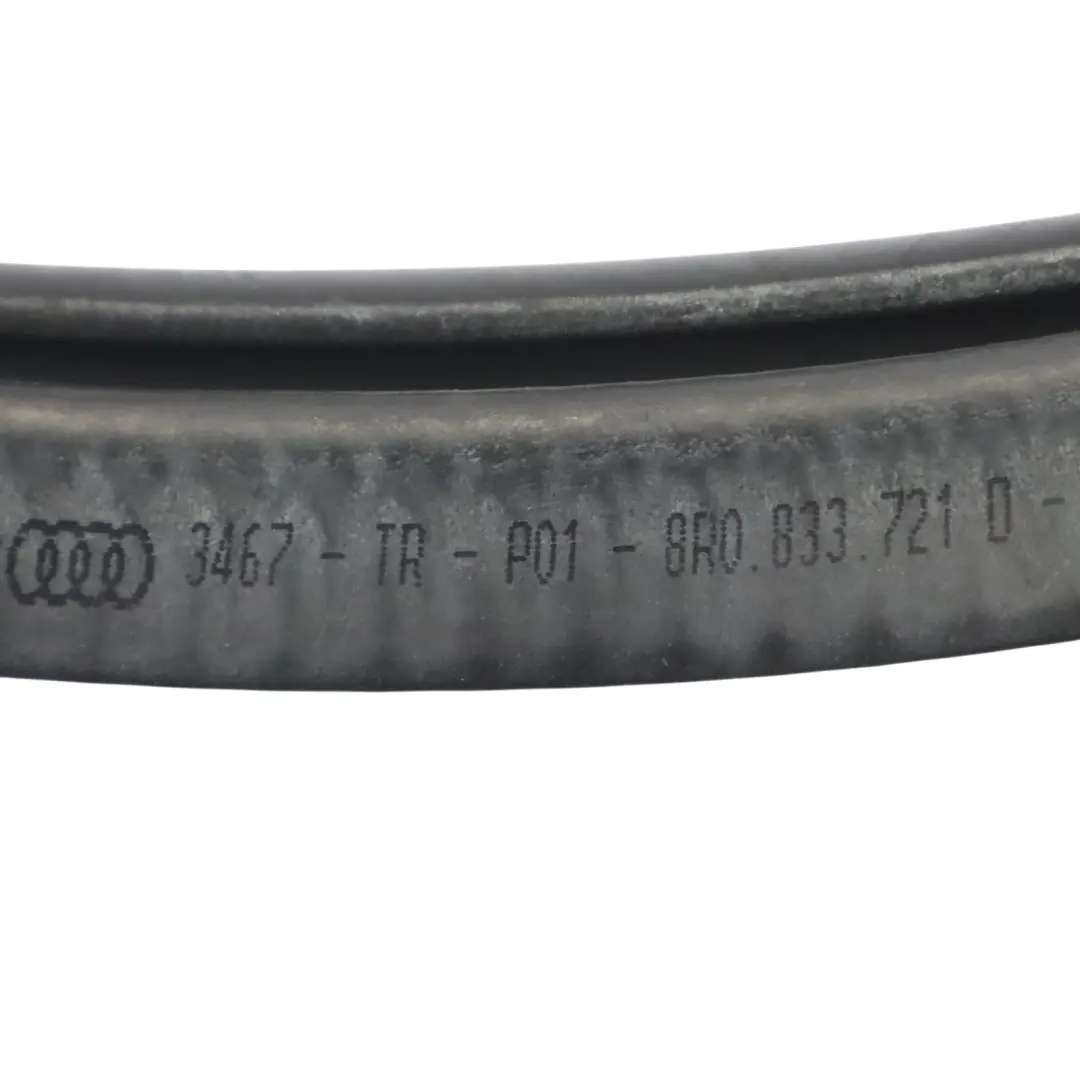 Goma Junta Interior Puerta Trasera Izquierda Derecha para AUDI Q5 8R con número de pieza 8R0833721E AUDI Q5 8R Goma Junta Interior Puerta Trasera Izquierda Derecha - SKU 8R0833721E - Número de pieza 8R0833721E