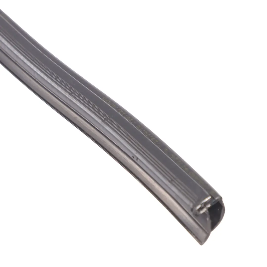 Audi Q5 8R Joint d'étanchéité de porte avant gauche Joint caoutchouc - SKU 8R0837479B - Numéro de pièce 8R0837479B