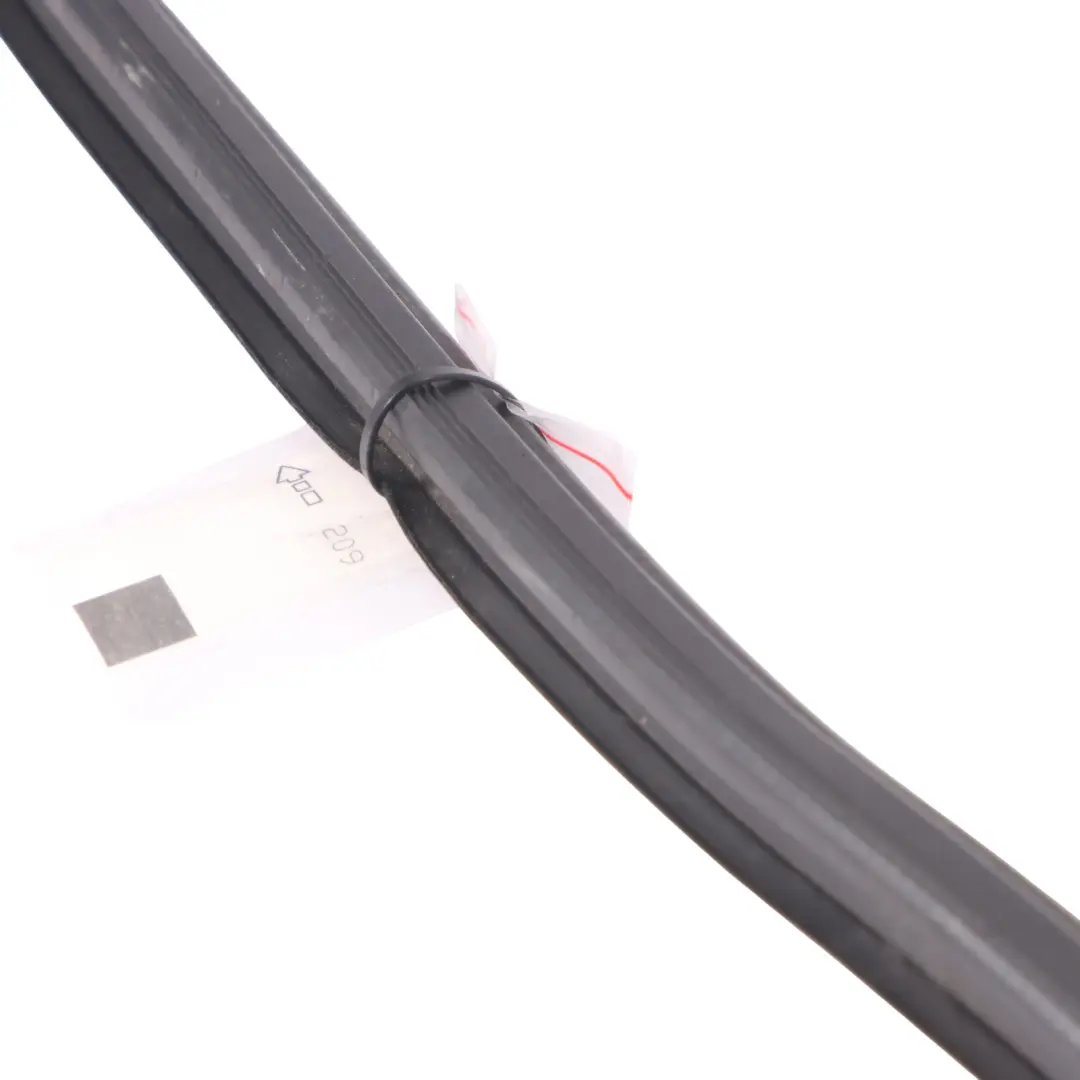 Audi Q5 8R Joint d'étanchéité de porte avant gauche Joint caoutchouc - SKU 8R0837479B - Numéro de pièce 8R0837479B