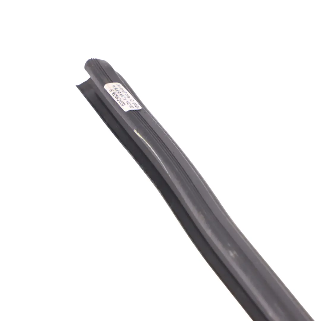 Audi Q5 8R Joint d'étanchéité de porte avant gauche Joint caoutchouc - SKU 8R0837479B - Numéro de pièce 8R0837479B