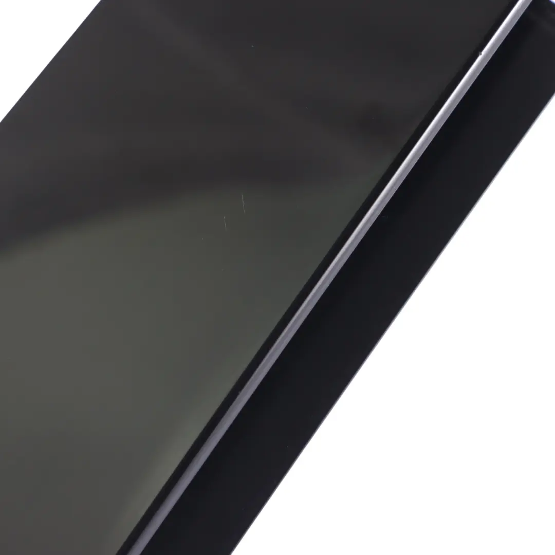 Cache du pilier B de la portière avant avant droit Noir pour Audi Q5 8R à propos du numéro de pièce 8R0837902 Audi Q5 8R Cache du pilier B de la portière avant avant droit Noir - SKU 8R0837902 - Numéro de pièce 8R0837902