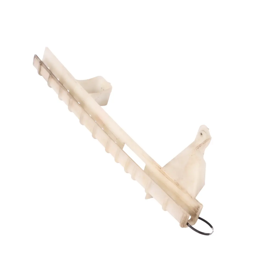 Rail de guidage de vitre arrière droite pour Audi Q5 8R à propos du numéro de pièce 8R0839068C Audi Q5 8R Rail de guidage de vitre arrière droite - SKU 8R0839068C - Numéro de pièce 8R0839068C