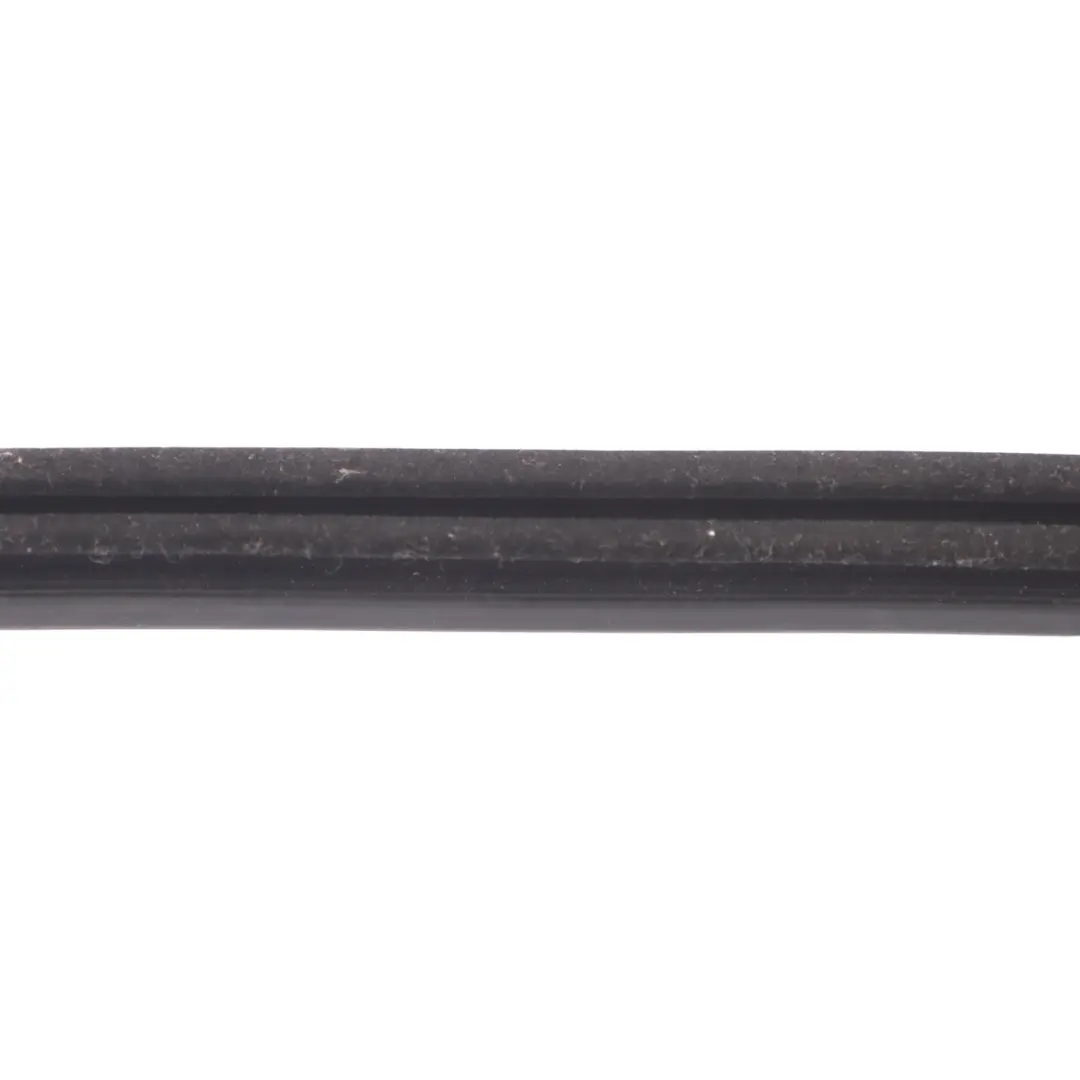Audi Q5 8R Joint étanchéité rail guidage vitre intérieure arrière droite - SKU 8R0839480B - Numéro de pièce 8R0839480B