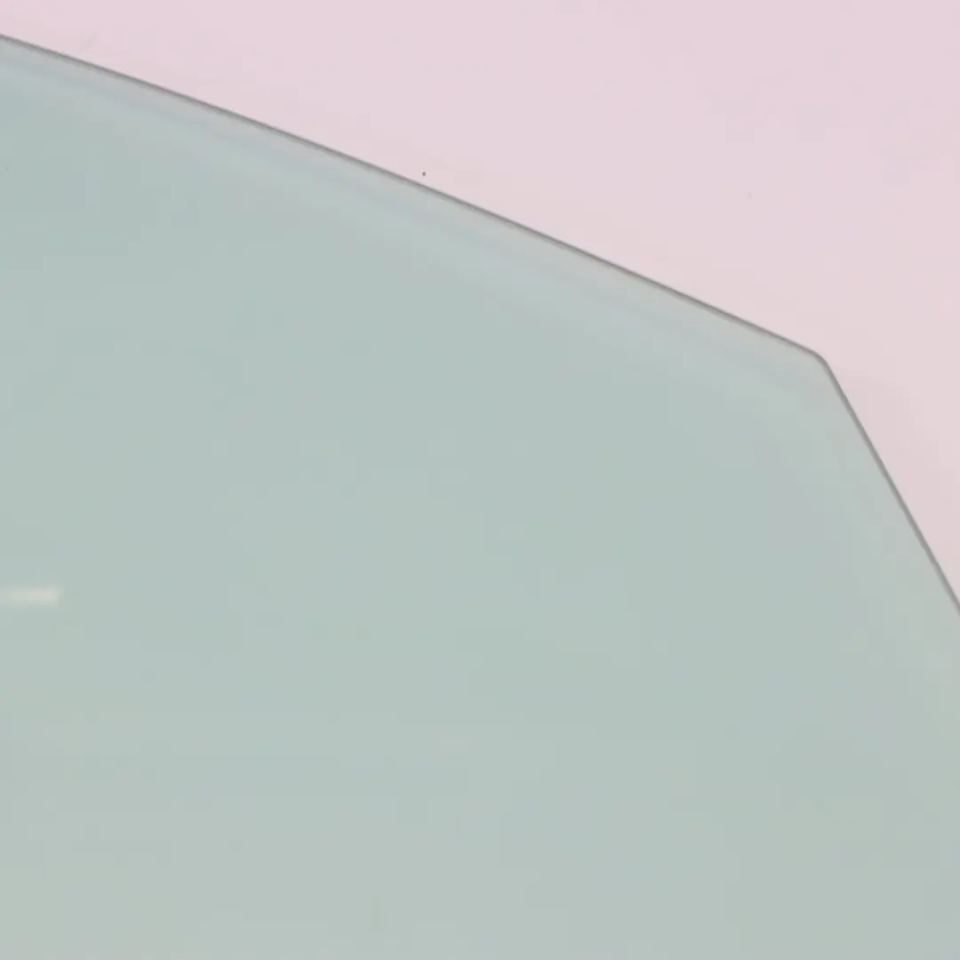 Front Door Side Window Glass Right O/S AS2 to Audi Q5 8R with Part number 8R0845202D Audi Q5 8R Front Door Side Window Glass Right O/S AS2 - SKU 8R0845202D - Part number 8R0845202D