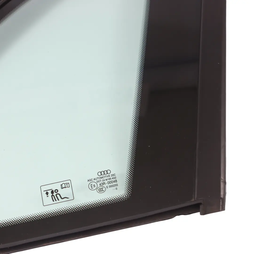 Quttro Szyba Boczna Stała Tył Prawo AS2 do AUDI Q5 8R o numerze 8R0845300F AUDI Q5 8R Quttro Szyba Boczna Stała Tył Prawo AS2 - SKU 8R0845300F - Numer Części 8R0845300F