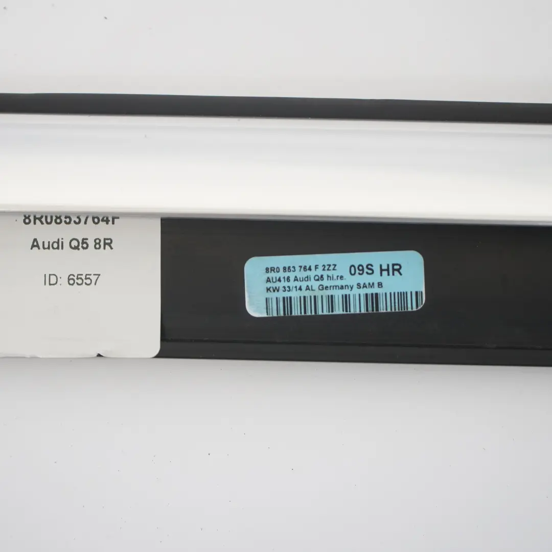 Window Strip Trim Door Rear Right O/S Moulding Sealing to Audi Q5 8R with Part number 8R0853764F Audi Q5 8R Window Strip Trim Door Rear Right O/S Moulding Sealing - SKU 8R0853764F - Part number 8R0853764F