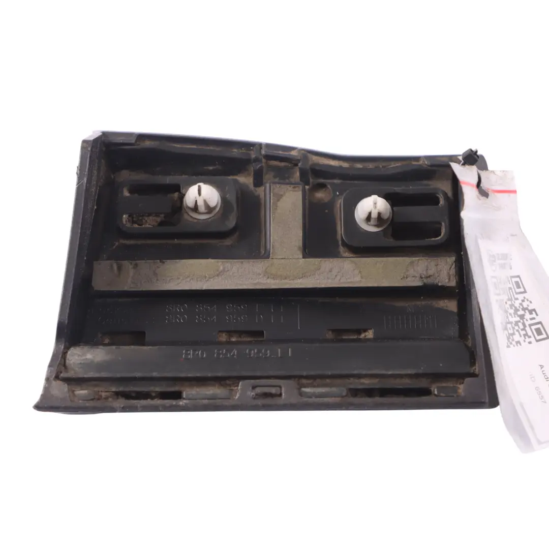 Guardabarros Delantero Tapa Inferior Izquierda Gris Amatista - Z4X para AUDI Q5 8R con número de pieza 8R0854959E AUDI Q5 8R Guardabarros Delantero Tapa Inferior Izquierda Gris Amatista - Z4X - SKU 8R0854959E-AGM - Número de pieza 8R0854959E