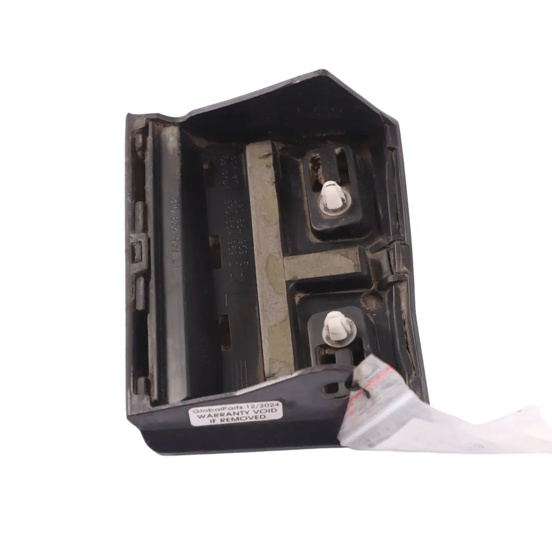 Aile Avant Bas de Caisse Gauche Gris Améthyste - Z4X pour AUDI Q5 8R à propos du numéro de pièce 8R0854959E AUDI Q5 8R Aile Avant Bas de Caisse Gauche Gris Améthyste - Z4X - SKU 8R0854959E-AGM - Numéro de pièce 8R0854959E