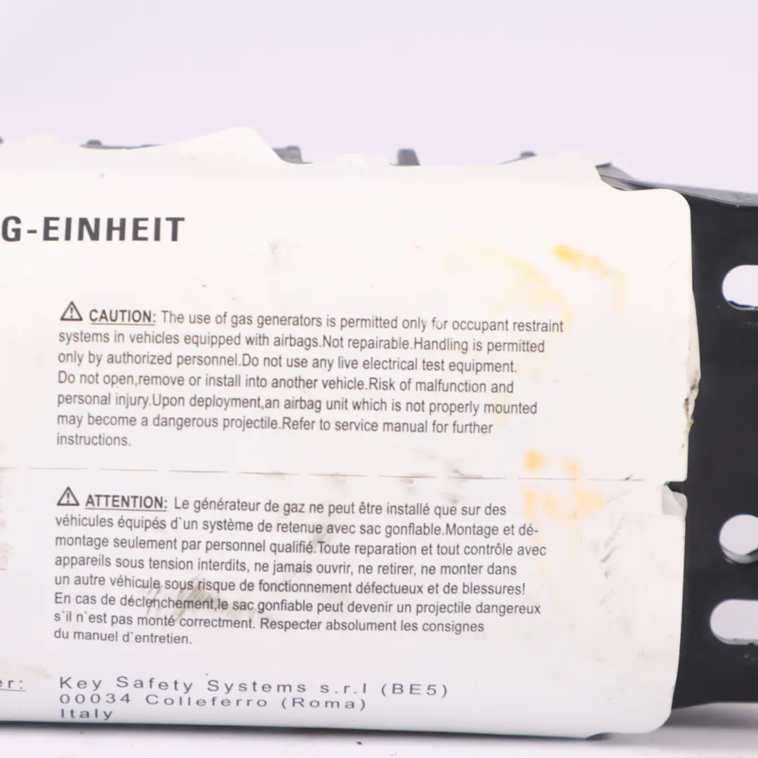 Poduszka Powietrzna Airbag Pasażera do Audi Q5 8R o numerze 8R0880204D Audi Q5 8R Poduszka Powietrzna Airbag Pasażera - SKU 8R0880204D - Numer Części 8R0880204D