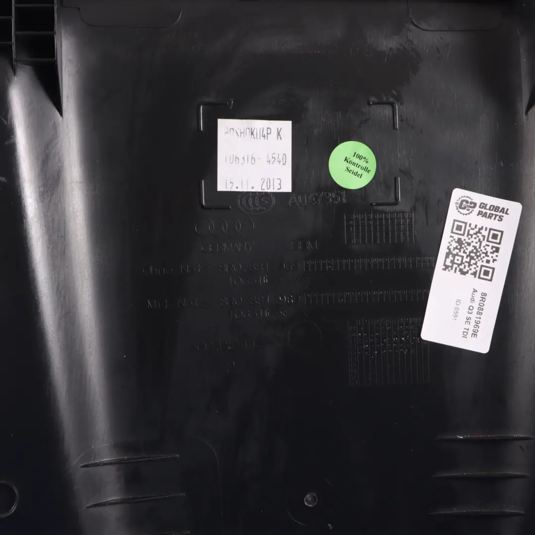 Couvercle de dossier Siège avant droit gauche Panel Noir AUDI Q3 8U - SKU 8R0881969E - Numéro de pièce 8R0881969E