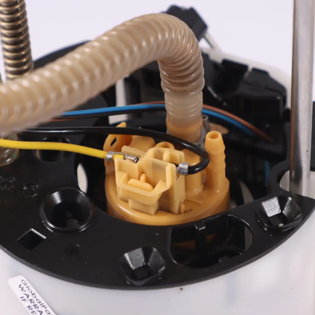Audi Q5 8R Diesel Fuel Pump Tank Sender Pump Unit - SKU 8R0919050 - Part number 8R0919050