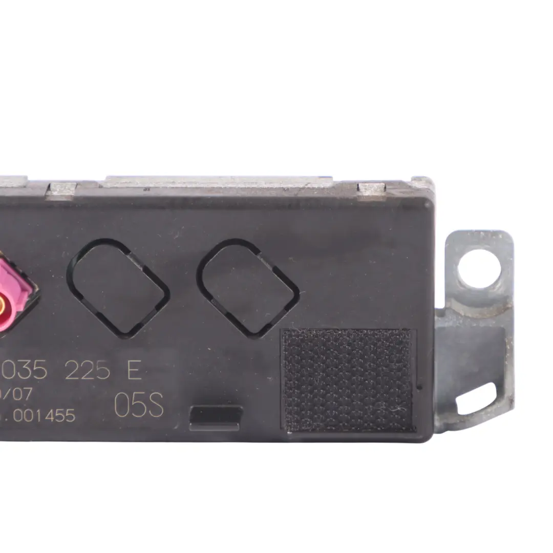 Antenne Antenne Amplificateur Droite pour Audi A5 8T à propos du numéro de pièce 8T0035225E Audi A5 8T Antenne Antenne Amplificateur Droite - SKU 8T0035225E - Numéro de pièce 8T0035225E