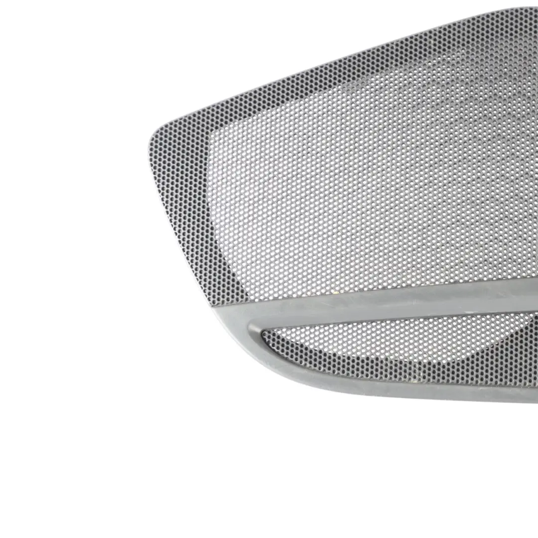 Puerta Delantera Altavoz Cubierta Recorte Derecho para Audi A5 8T Coupe con número de pieza 8T0035420 Audi A5 8T Coupe Puerta Delantera Altavoz Cubierta Recorte Derecho - SKU 8T0035420 - Número de pieza 8T0035420