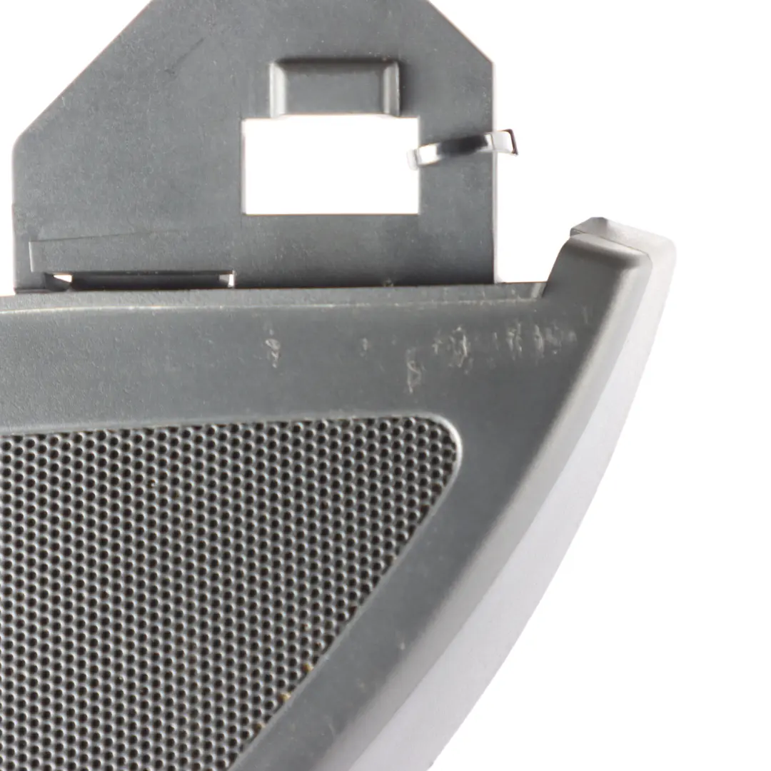 Front Tür Lautsprecher Hochtöner Rechts Trim Grill für Audi A5 8T mit Teilenummer 8T0035424 Audi A5 8T Front Tür Lautsprecher Hochtöner Rechts Trim Grill - SKU 8T0035424 - Teilenummer 8T0035424