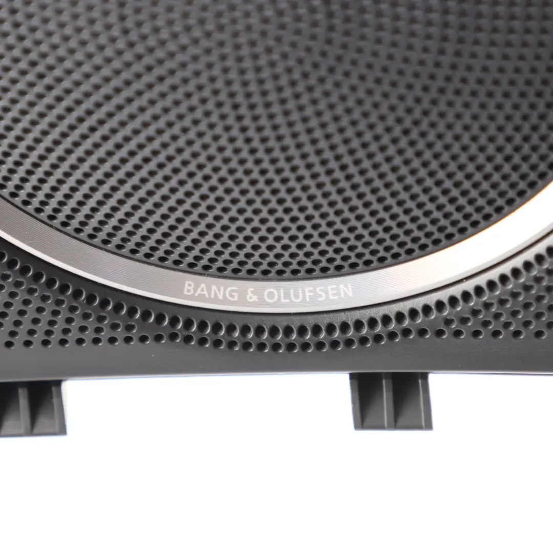 Audi A5 8T Panel Embellecedor Altavoz Parte Trasera Derecha Exterior - SKU 8T0035436A-1 - Número de pieza 8T0035436A