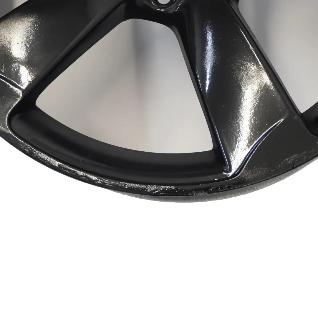 Schwarzer Rotor Leichtmetallfelge 19" 9J ET:33 für Audi A5 8T mit Teilenummer 8T0601025CD Audi A5 8T Schwarzer Rotor Leichtmetallfelge 19" 9J ET:33 - SKU 8T0601025CD-2 - Teilenummer 8T0601025CD