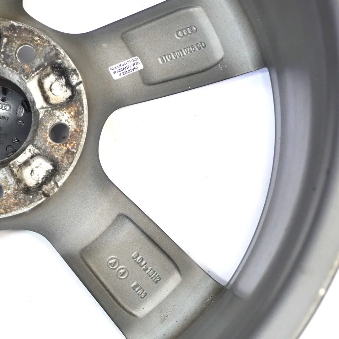 Cerchio ruota in lega 19" 9J ET:33 8T0601025CD per Audi A5 8T con numero di parte 8T0601025CD-5 Audi A5 8T Cerchio ruota in lega 19" 9J ET:33 8T0601025CD - SKU 8T0601025CD-5 - Numero di parte 8T0601025CD-5