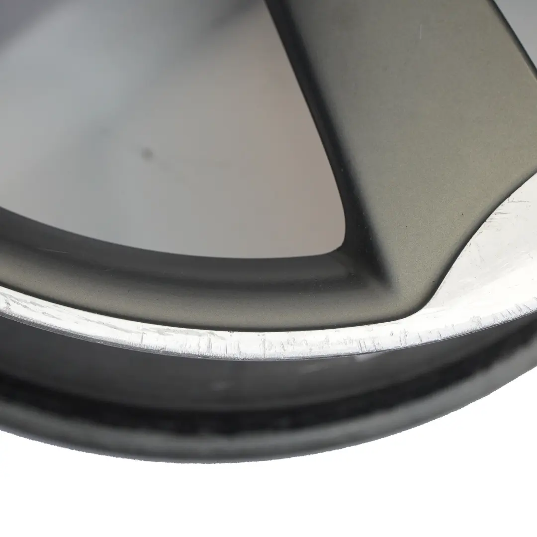 Roue Rotor Jante en alliage 19" 9J ET:33 8T0601025CD pour Audi A5 8T à propos du numéro de pièce 8T0601025CD-5 Audi A5 8T Roue Rotor Jante en alliage 19" 9J ET:33 8T0601025CD - SKU 8T0601025CD-5 - Numéro de pièce 8T0601025CD-5