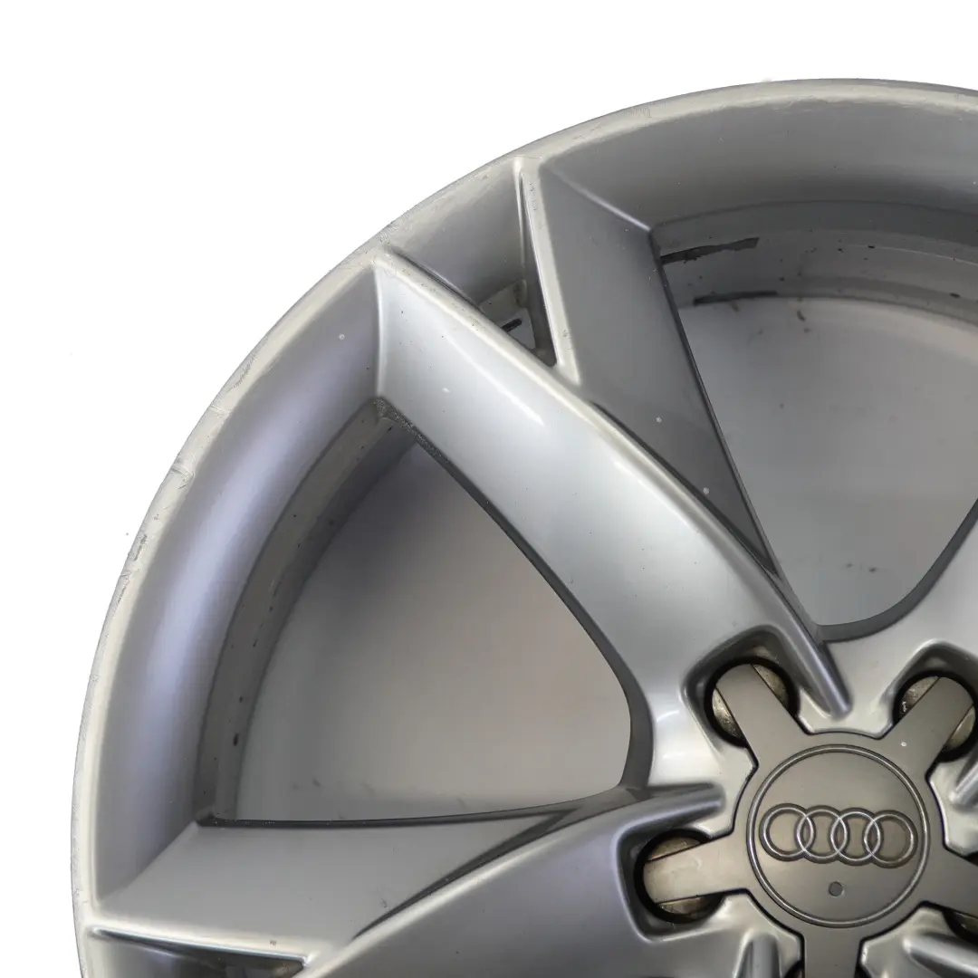 Audi A5 8T Jante argentée en alliage 19" 8.5J ET:32 flèche l'étoile - SKU 8T0601025F-1 - Numéro de pièce 8T0601025F