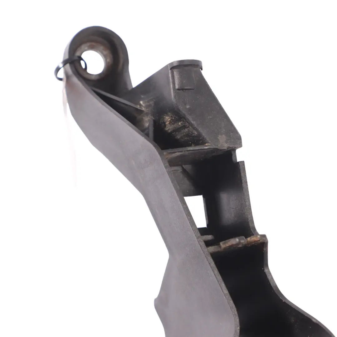 Faro Jet Rondella Supporto staffa destra O/S per Audi A5 8T con numero di parte 8T0805608 Audi A5 8T Faro Jet Rondella Supporto staffa destra O/S - SKU 8T0805608 - Numero di parte 8T0805608