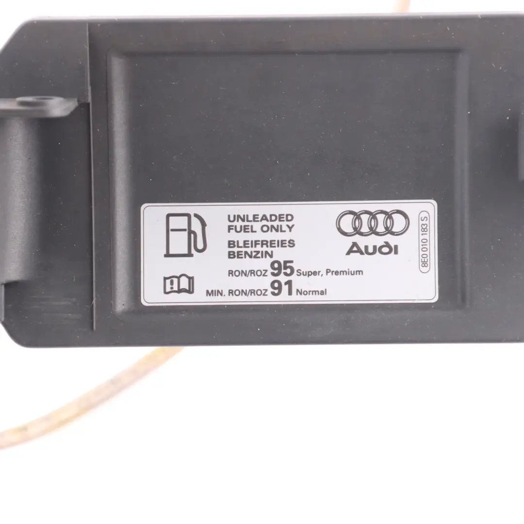Cache De Trappe De Remplissage De Réservoir Carburant pour Audi A5 S5 8T à propos du numéro de pièce 8T0809906B Audi A5 S5 8T Cache De Trappe De Remplissage De Réservoir Carburant - SKU 8T0809906B - Numéro de pièce 8T0809906B