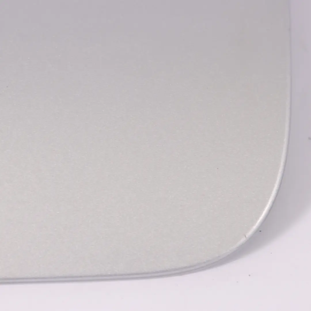 Audi A5 8T Tank Deckel Abdeckung Gletschereis Silber Metallic - X7W - SKU 8T0809907C-ICS - Teilenummer 8T0809907C