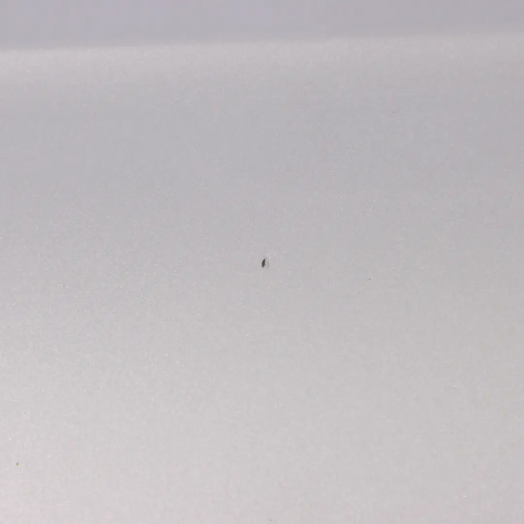 Couvercle bouchon réservoir Glacier Ice Silver Metallic - X7W pour Audi A5 8T à propos du numéro de pièce 8T0809907C Audi A5 8T Couvercle bouchon réservoir Glacier Ice Silver Metallic - X7W - SKU 8T0809907C-ICS - Numéro de pièce 8T0809907C